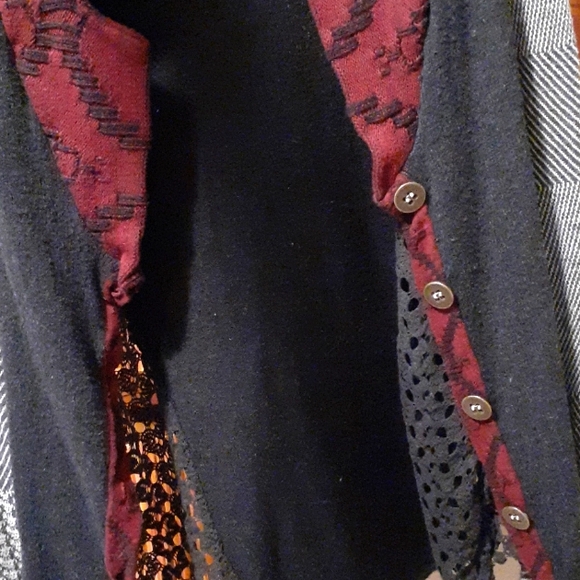 BKE SWEATER Small Gray & Burgundy - Picture 8 of 13